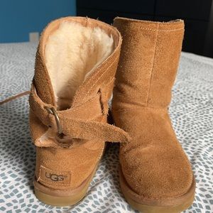Uggs size 5